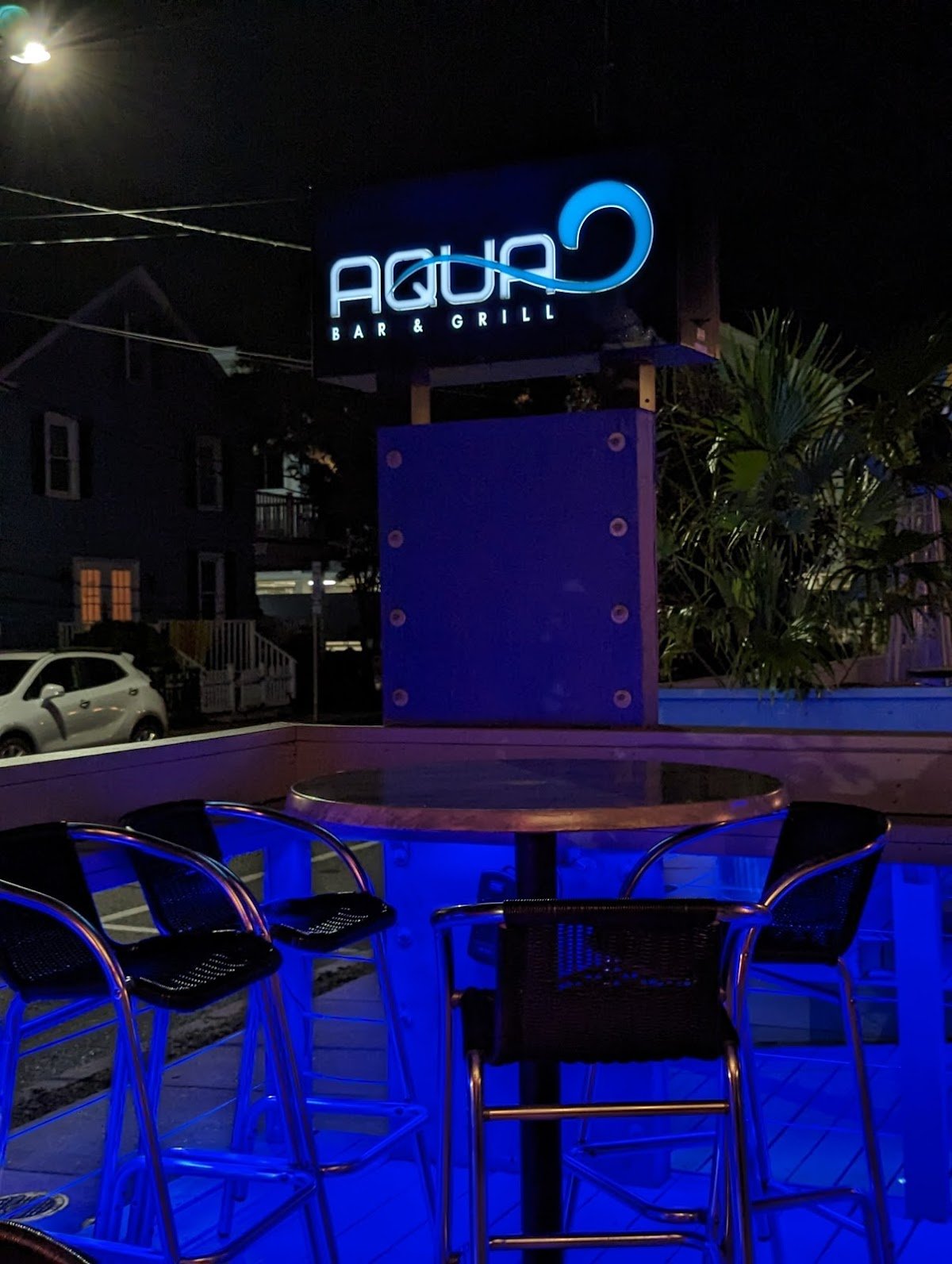Aqua Bar & Grill restaurant photo