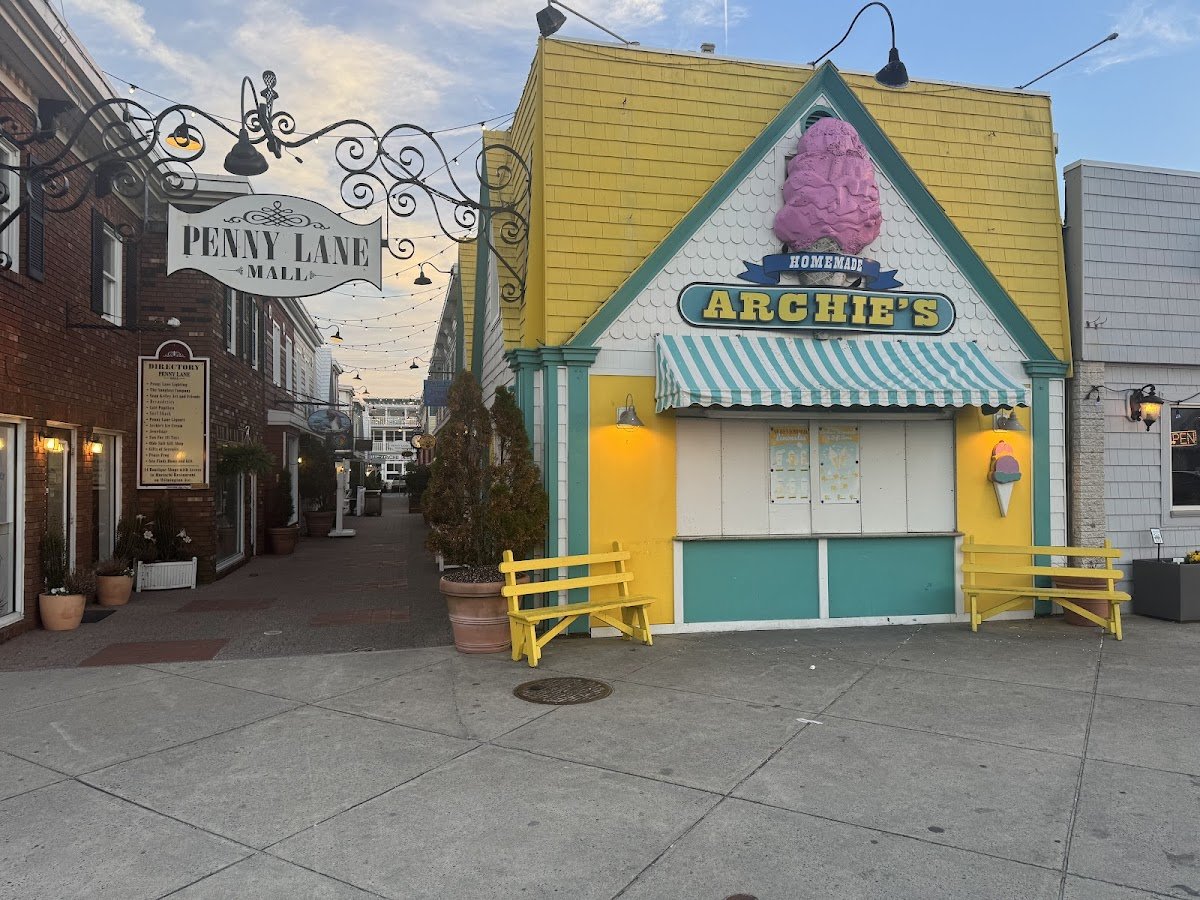 Archie's Ice Cream restaurant photo