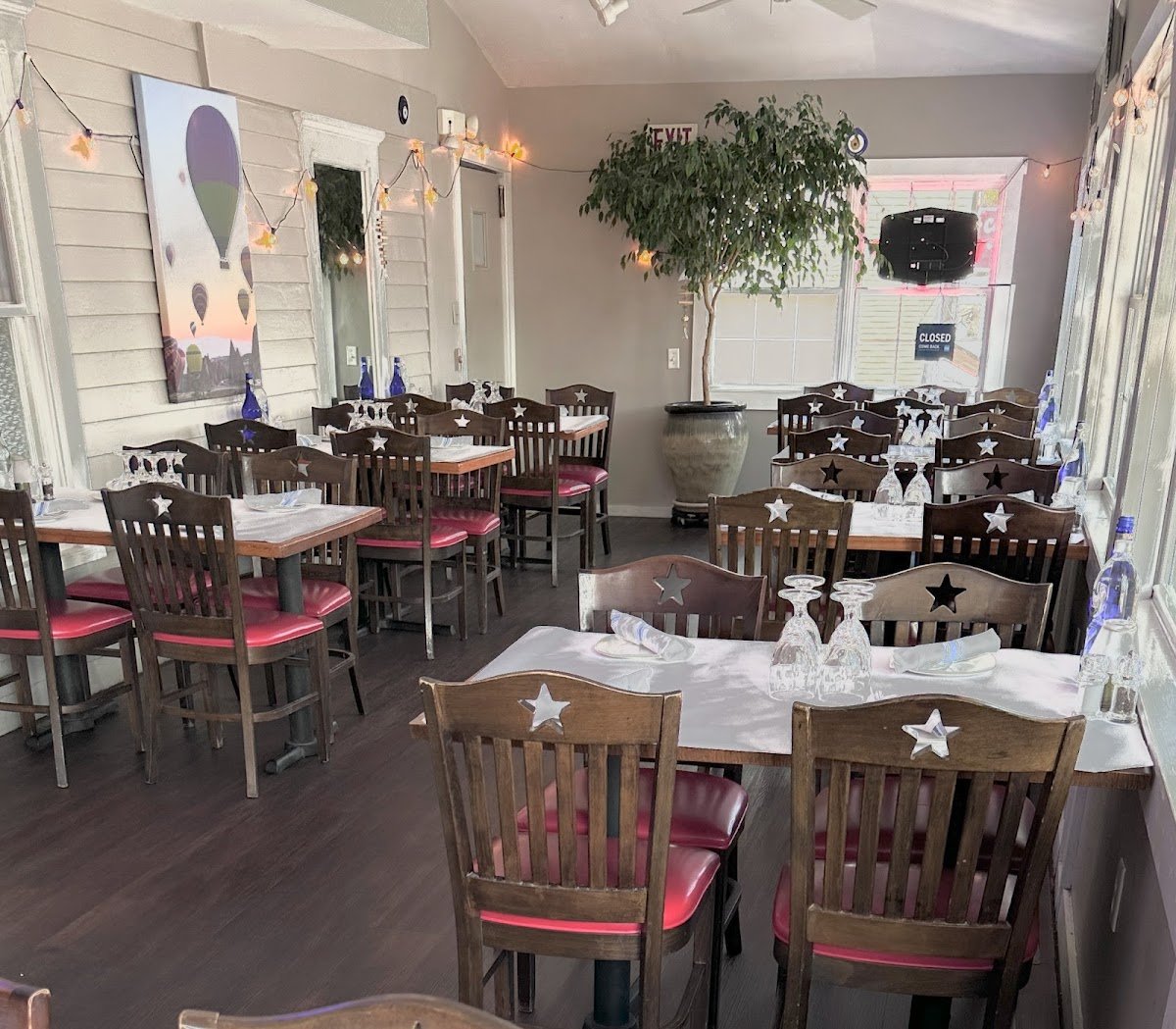 Aroma Mediterranean Cuisine restaurant photo