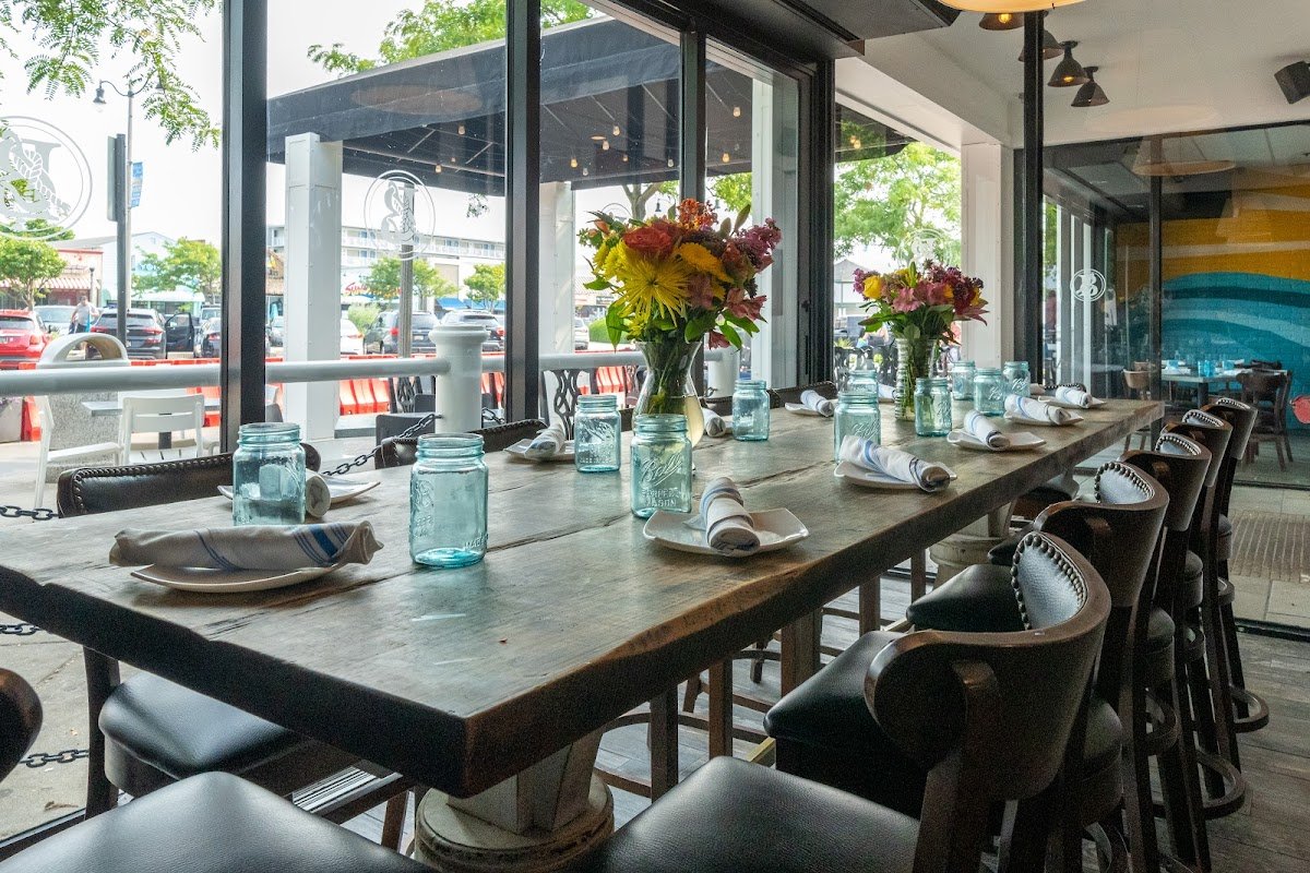 Blackwall at the Beach restaurant photo