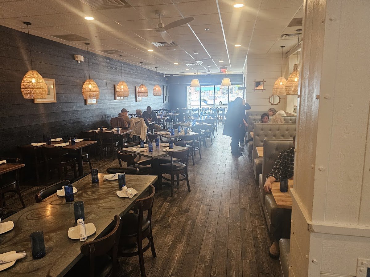 Blackwall at the Beach restaurant photo