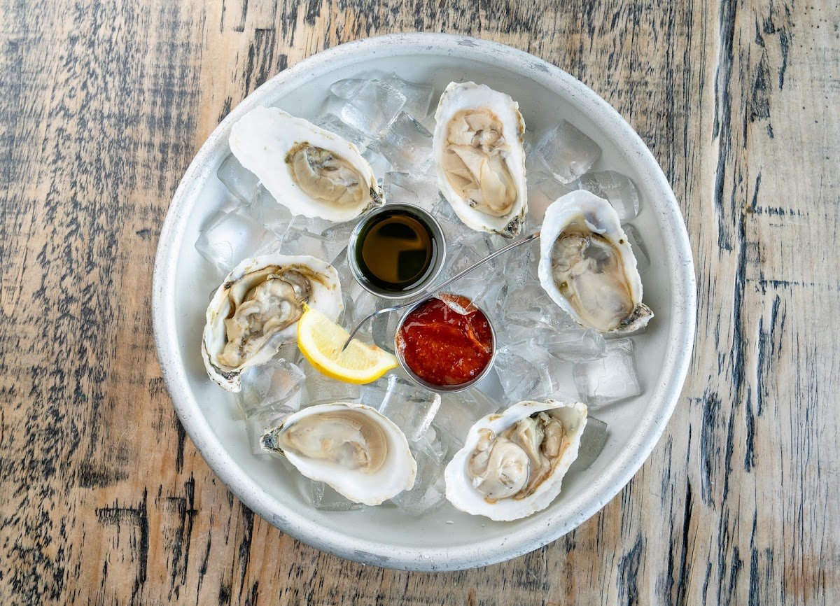Blackwall at the Beach restaurant photo