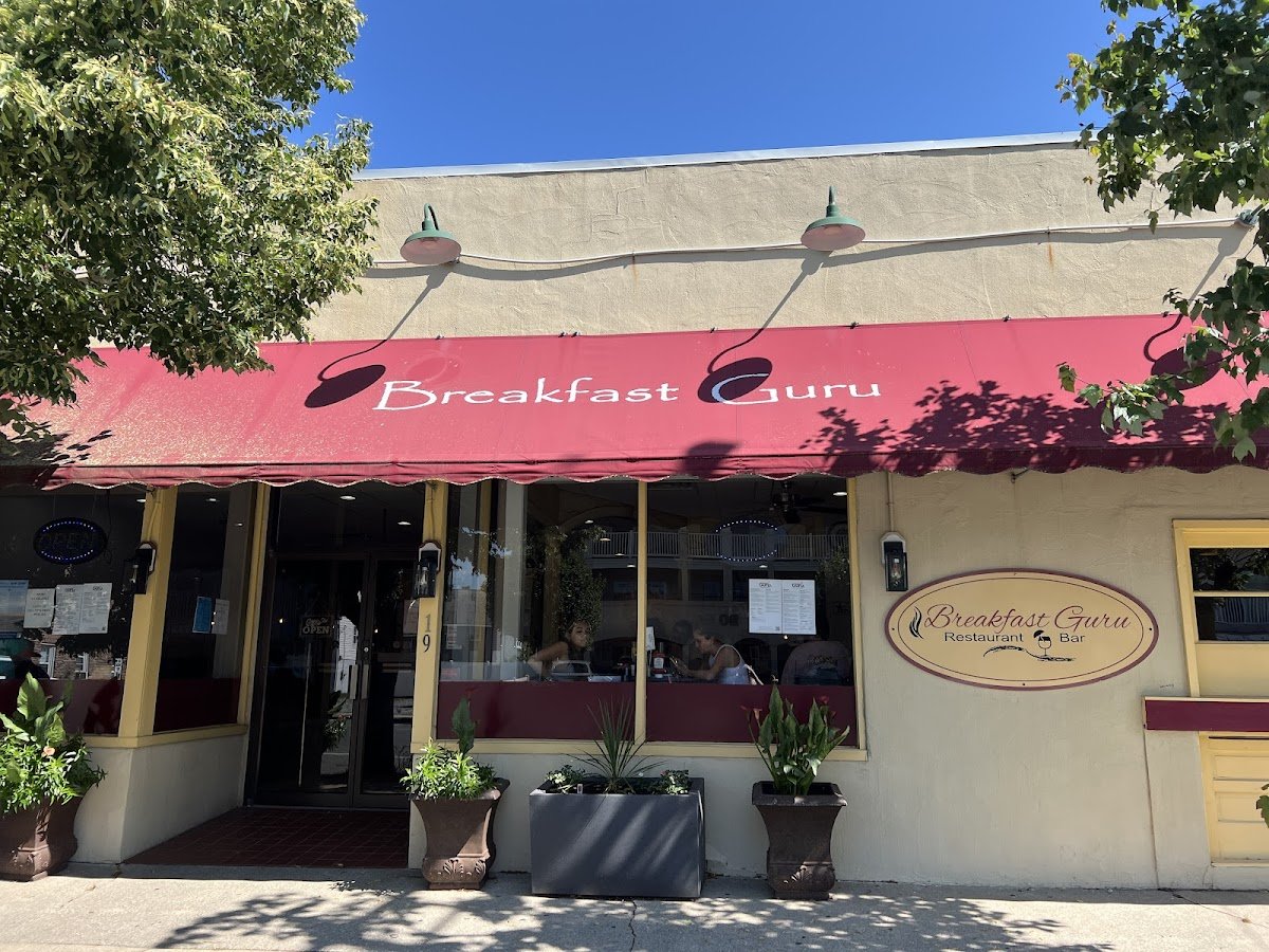 Breakfast Guru Restaurant & Bar restaurant photo