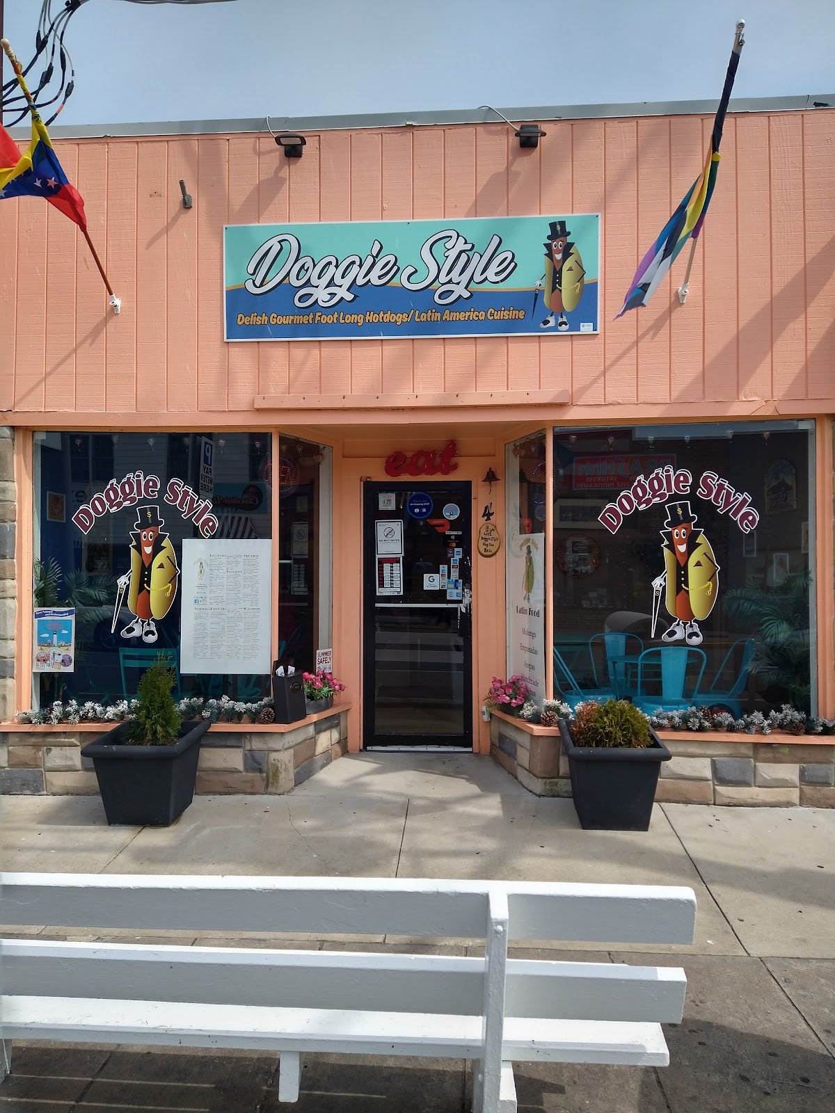 Doggie Style restaurant photo