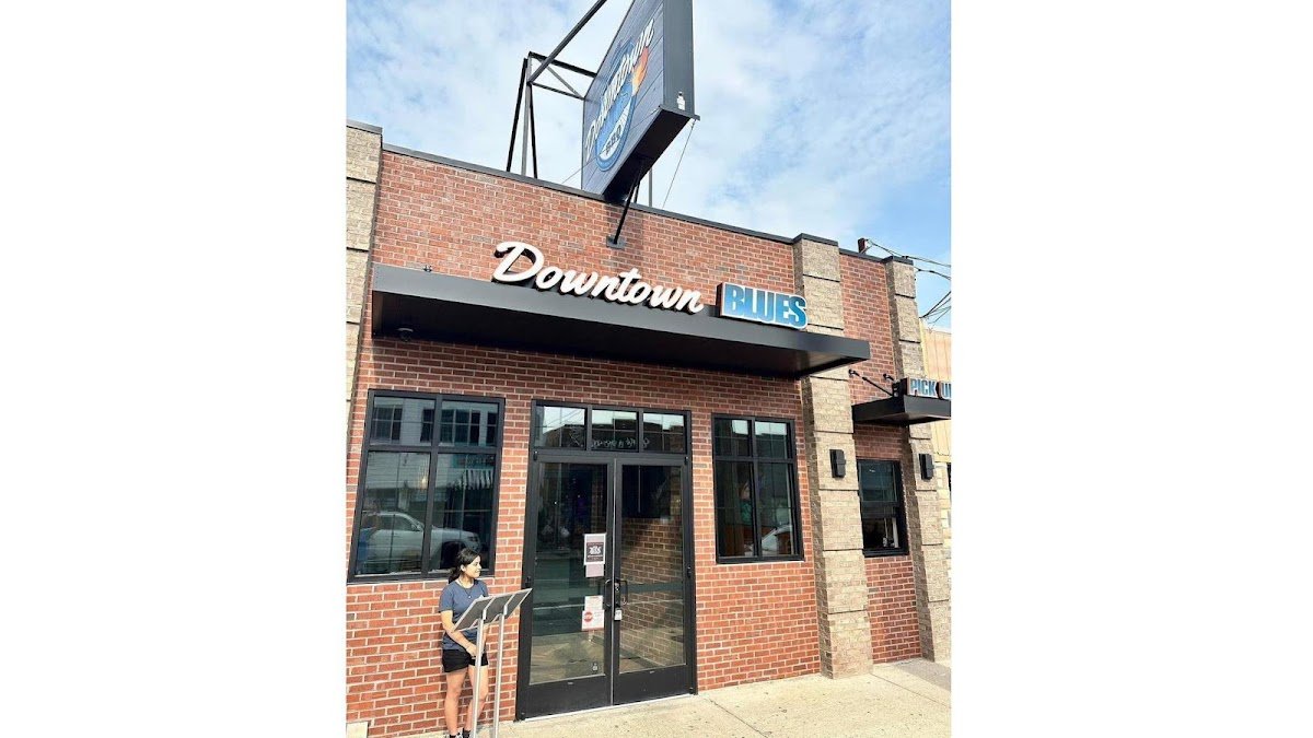 Downtown Bethany Blues restaurant photo