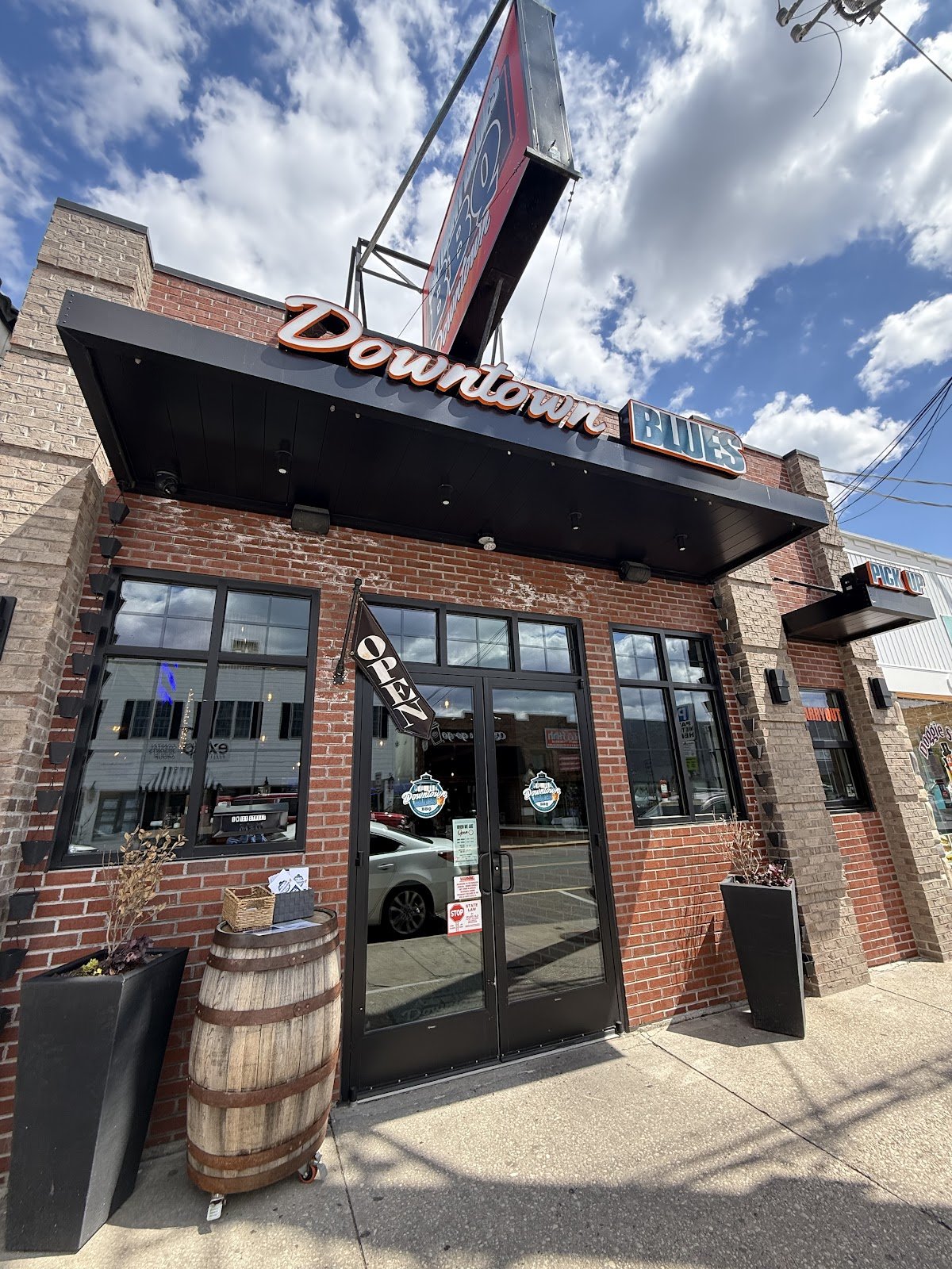 Downtown Bethany Blues restaurant photo