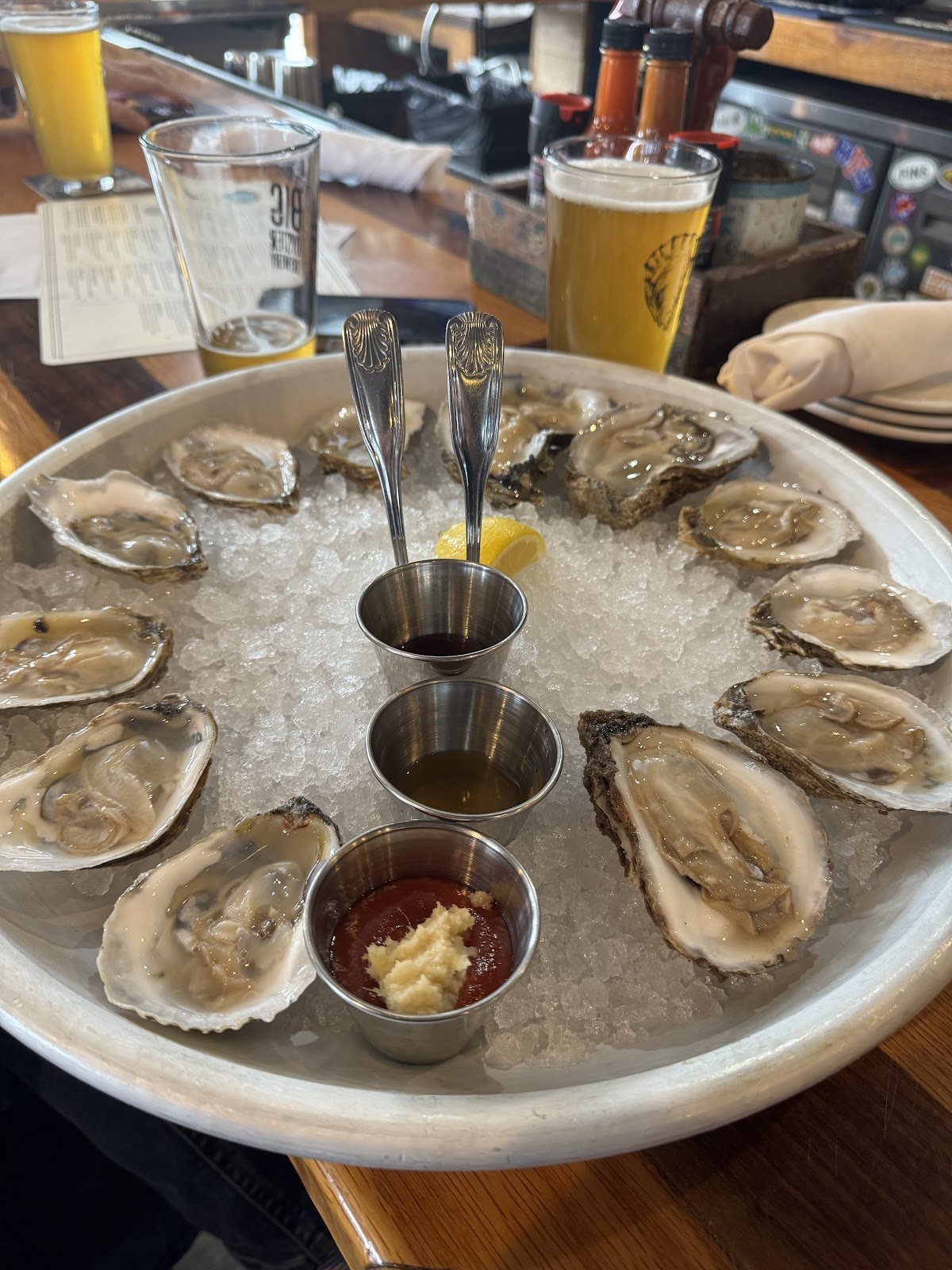 FINS Ale House & Raw Bar restaurant photo