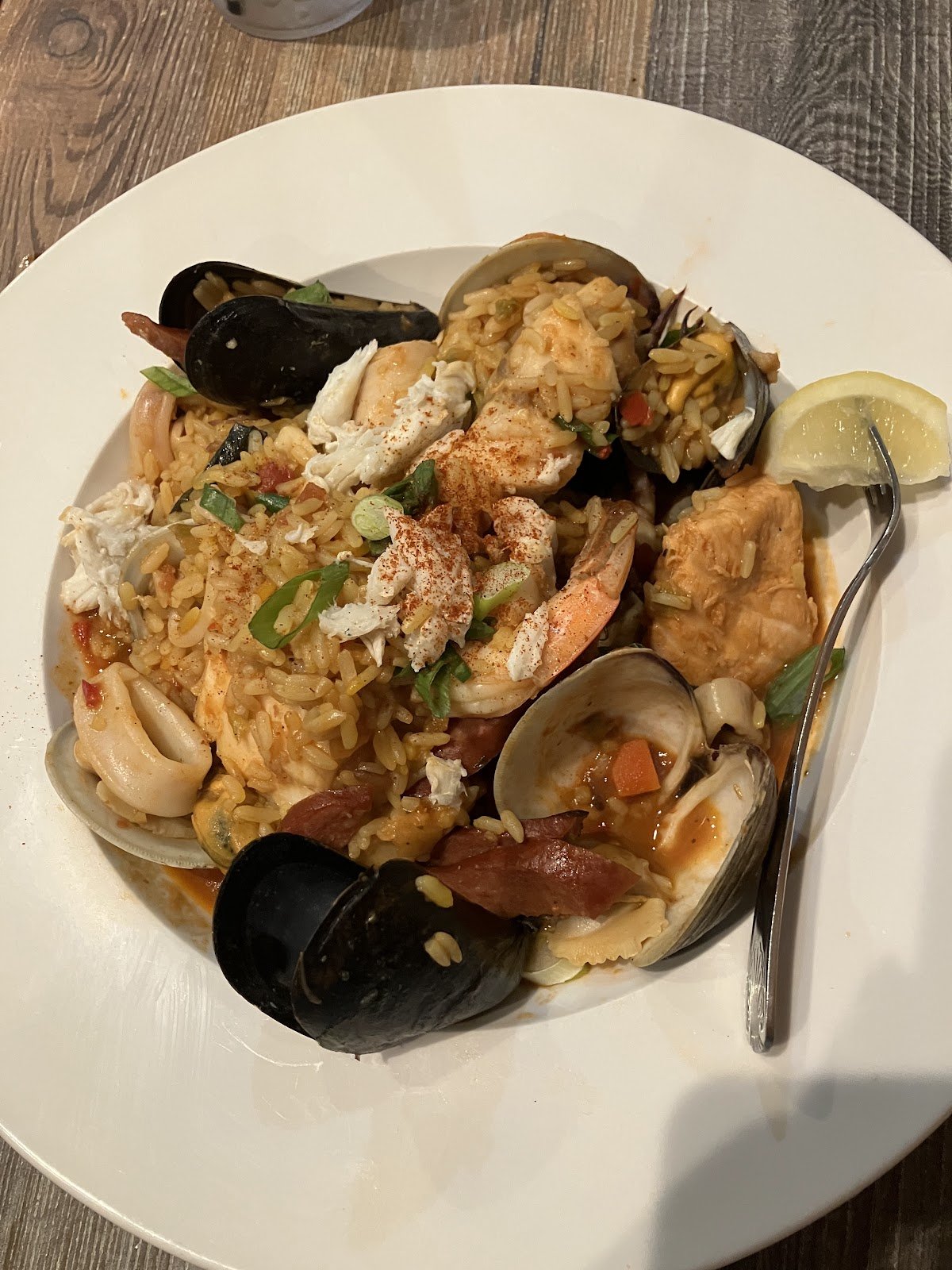 FINS Ale House & Raw Bar restaurant photo