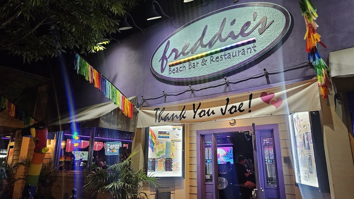 Freddies Beach Bar - Rehoboth Beach restaurant photo