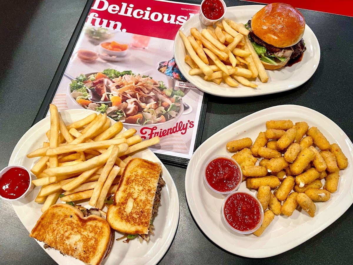 Friendly's restaurant photo