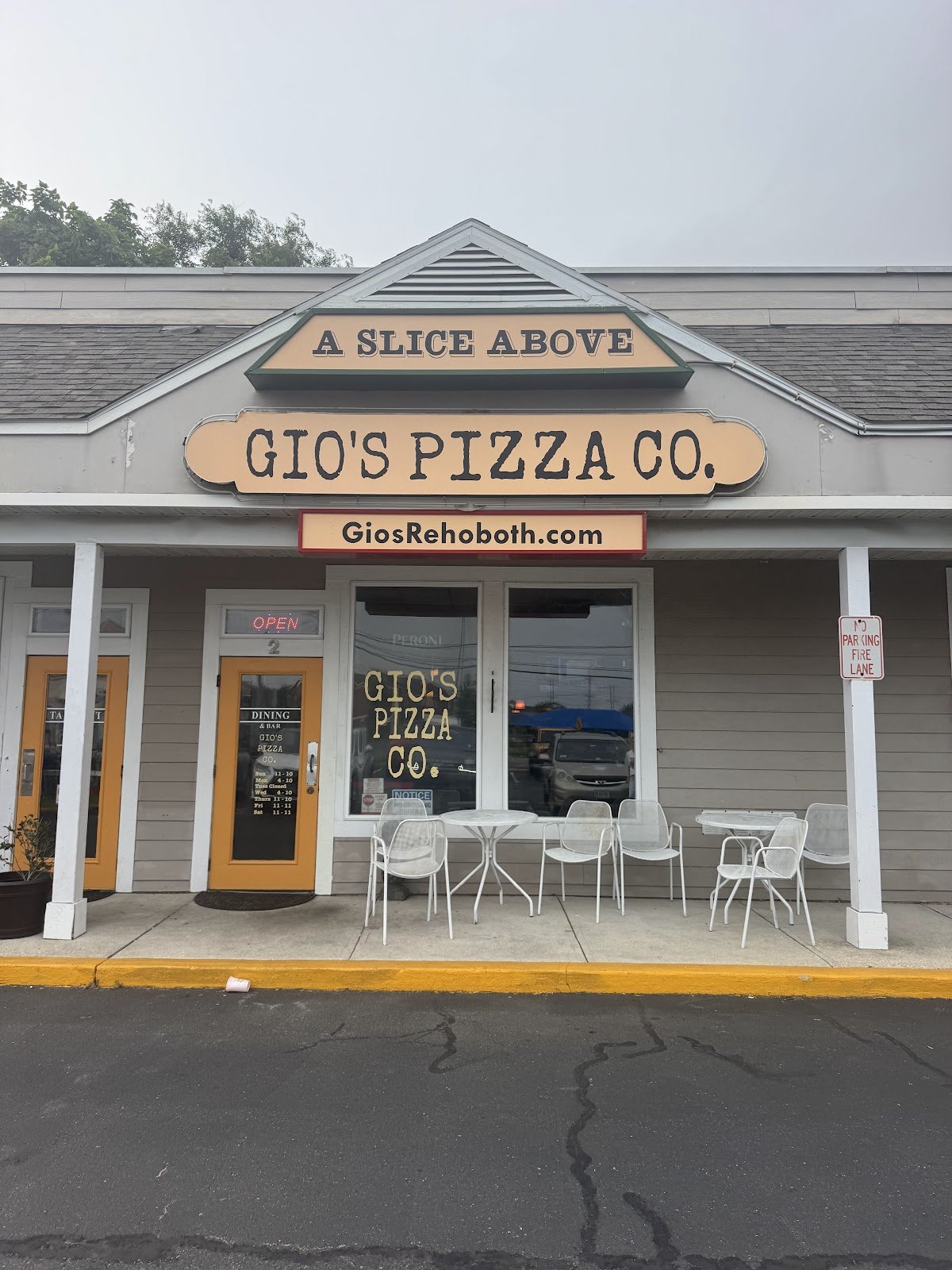 Gio's Pizza Co. restaurant photo