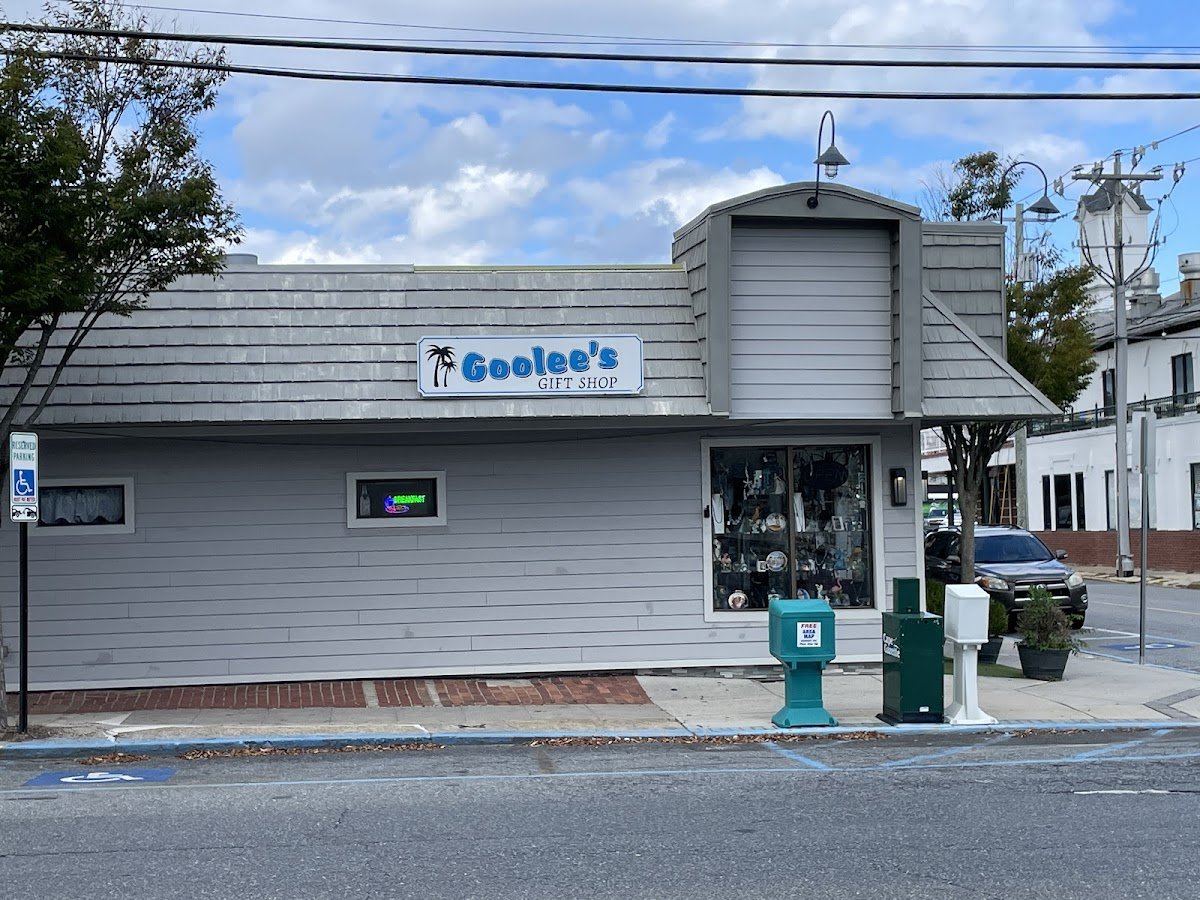 Goolee's Grille restaurant photo
