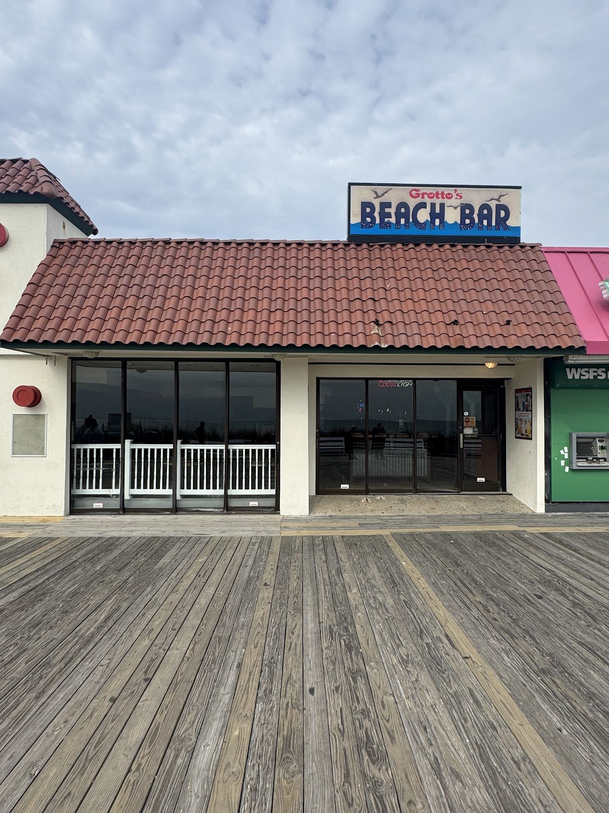 Grotto Pizza restaurant photo
