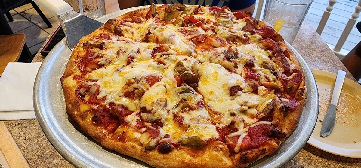 Grotto Pizza restaurant photo