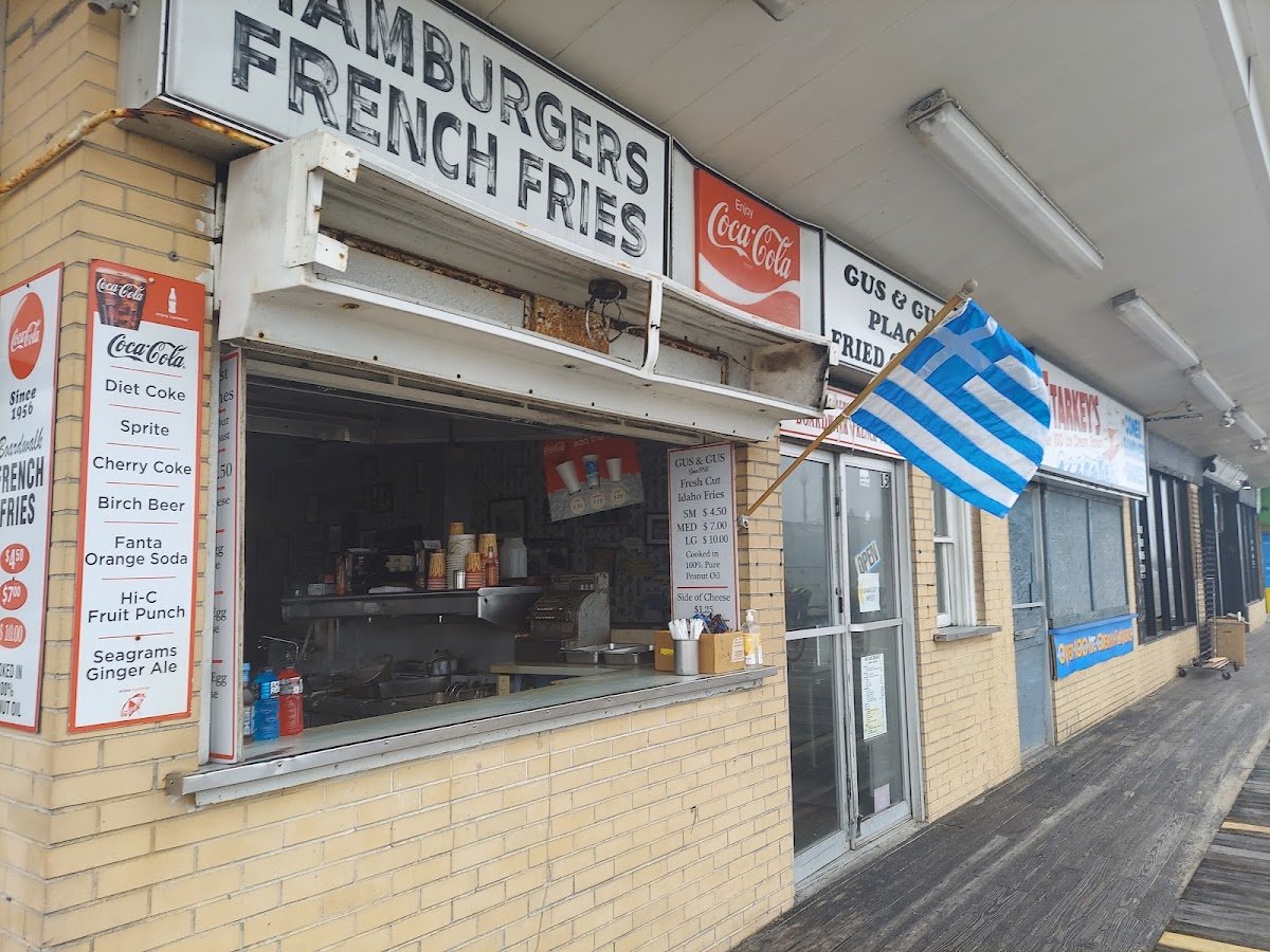 Gus & Gus Place restaurant photo