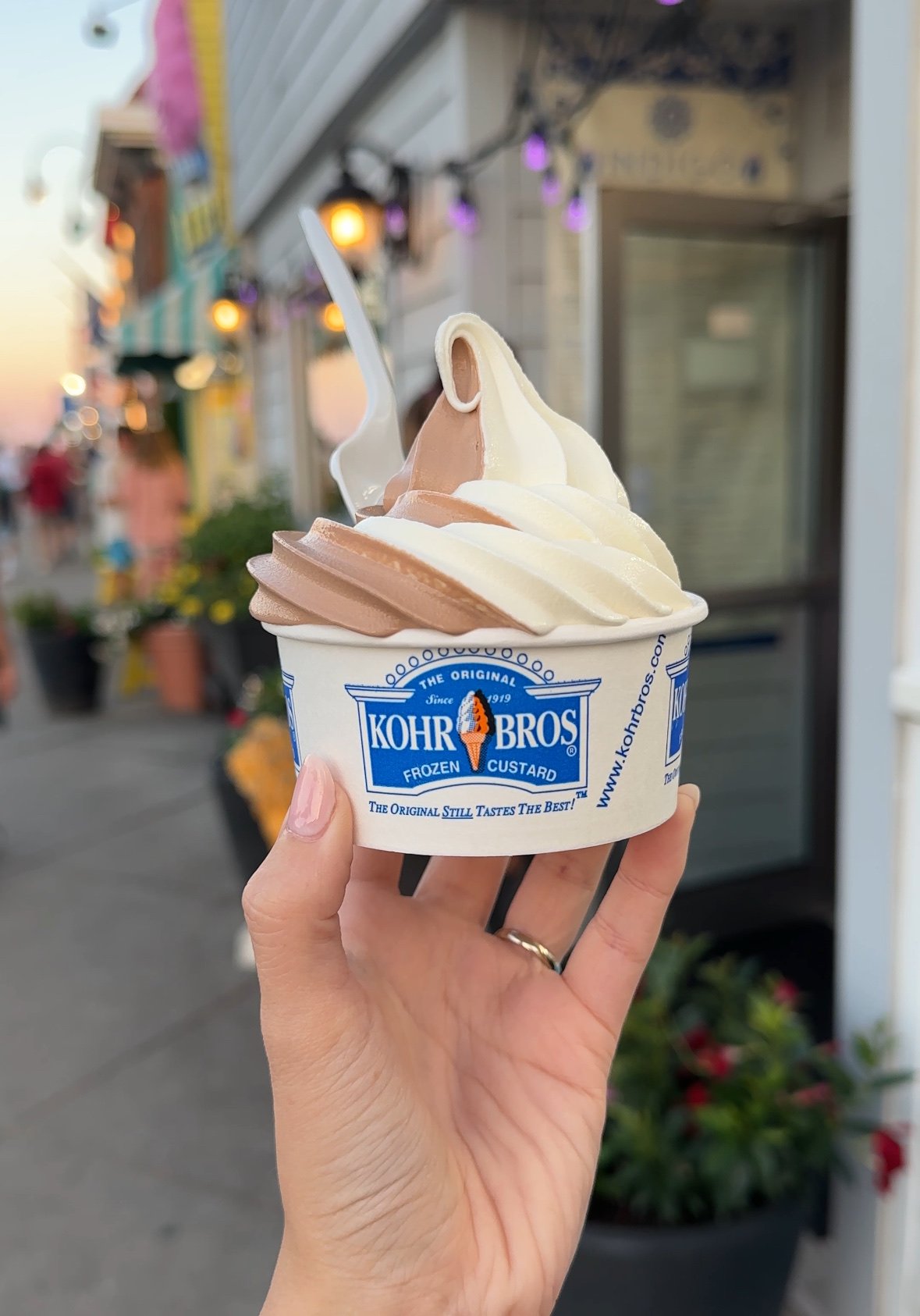 Kohr Brothers Frozen Custard restaurant photo