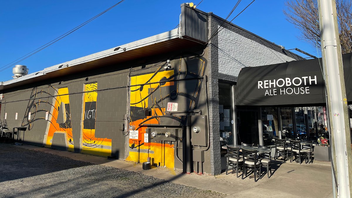 Rehoboth Ale House Downtown restaurant photo