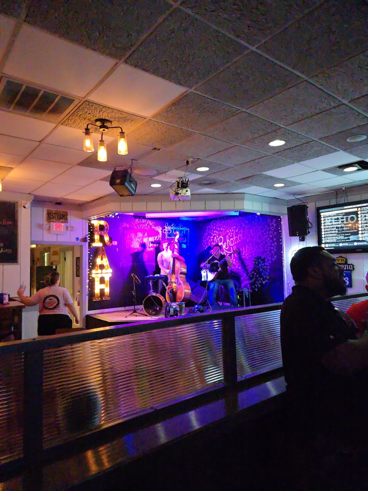Rehoboth Ale House Downtown restaurant photo