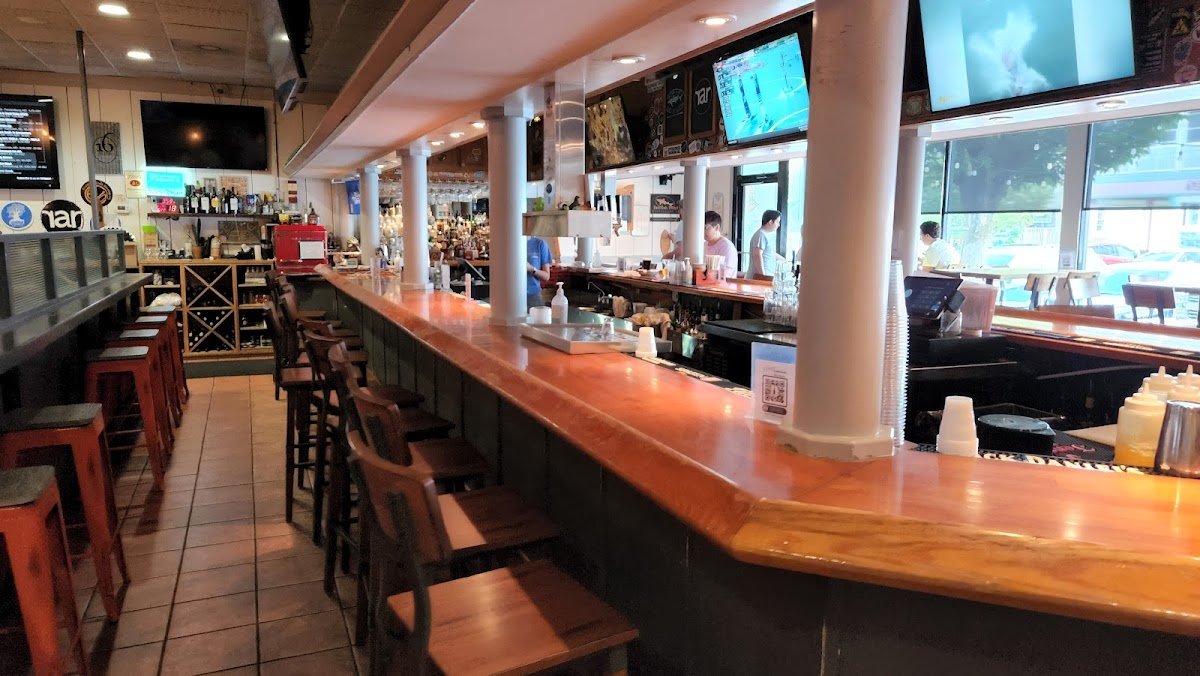 Rehoboth Ale House Downtown restaurant photo