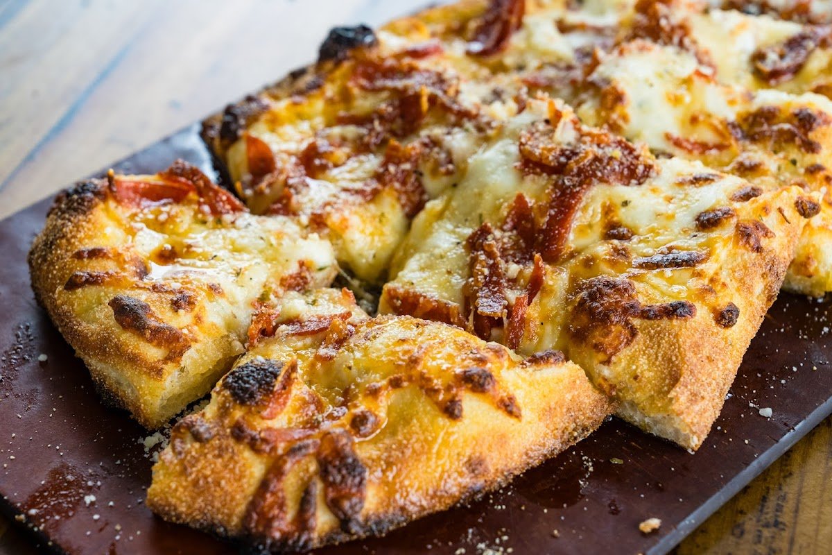 SoHo Slice Pizzeria restaurant photo