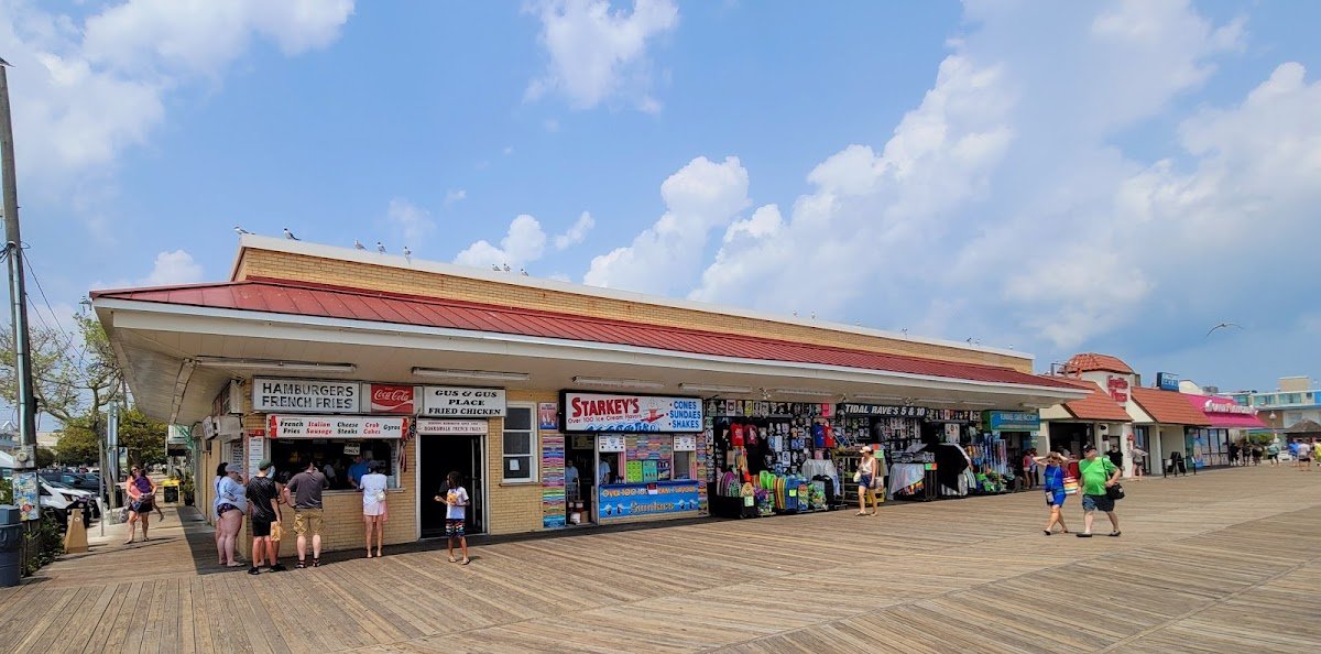 Starkey's Funnel Cake Factory restaurant photo