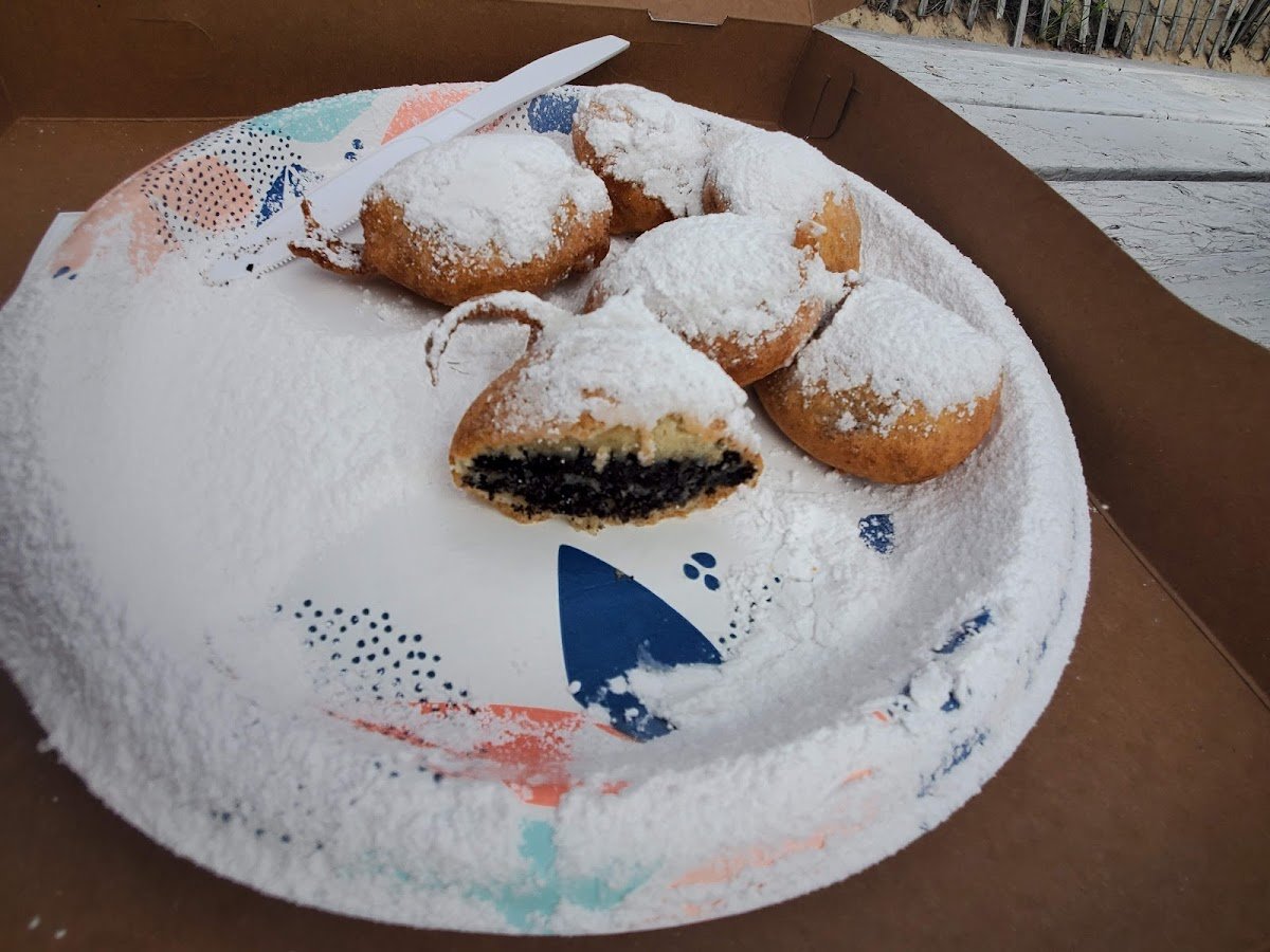 Starkey's Funnel Cake Factory restaurant photo