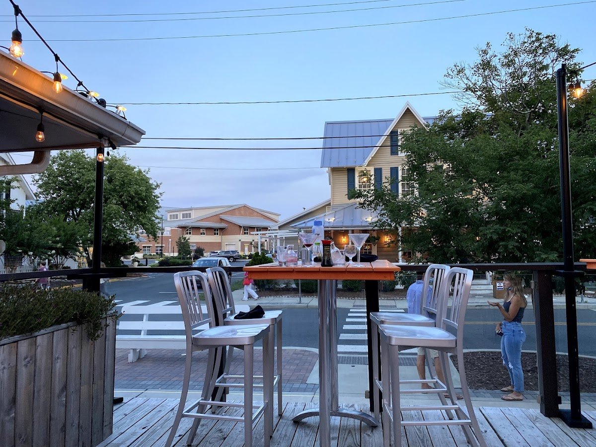 Stingray Sushi Bar + Asian Grill restaurant photo