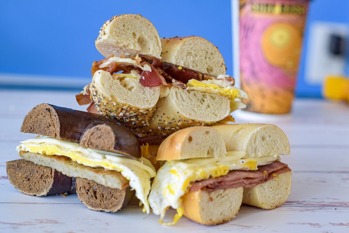 Surf Bagel Midway restaurant photo